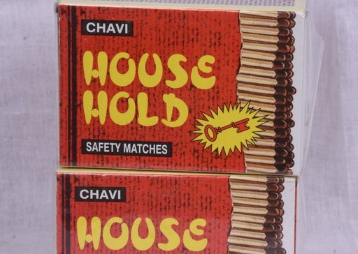 HouseHold Matches Standard Box